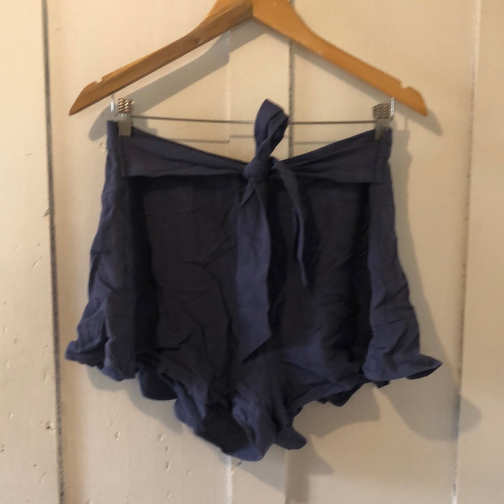 Cotton linen blend blue shorts